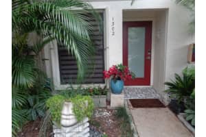 3082 S Oakland Forest Dr 1302, Oakland Park, FL 33309 Sold 02/10/25