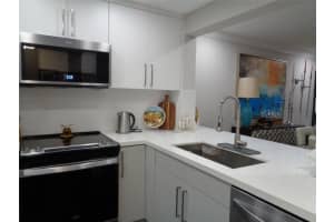 3082 S Oakland Forest Dr 1302, Oakland Park, FL 33309 Sold 02/10/25