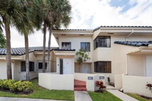 8102 NW 15th Mnr 8102, Plantation, FL 33322 Sold 06/21/24