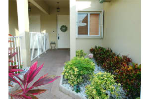 7945 Exeter Cir 102, Fort Lauderdale, FL 33321 Sold 10/23/24