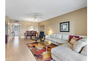 1010 Country Club Dr 307, Margate, FL 33063 Sold 07/29/24