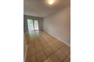 4118 Lakeside Dr 4118, Tamarac, FL 33319 Sold 06/14/24