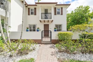 4724 N Acadian Trl, Coconut Creek, FL 33073 Sold 07/08/24