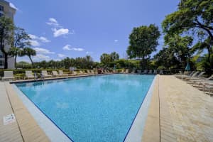 3200 N Palm Aire Dr 210, Pompano Beach, FL 33069 Sold 04/02/25