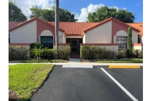 26 Centennial Ct 26, Deerfield Beach, FL 33442 Sold 05/21/24