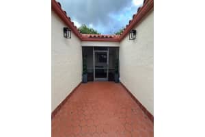 26 Centennial Ct 26, Deerfield Beach, FL 33442 Sold 05/21/24