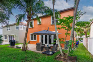 5018 SW 155th Ter, Miramar, FL 33027 Sold 06/07/24