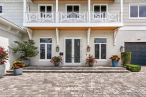 1600 E Lake Dr, Fort Lauderdale, FL 33316 Sold 05/16/25