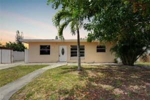 5621 Cleveland St, Hollywood, FL 33021 Sold 01/10/25