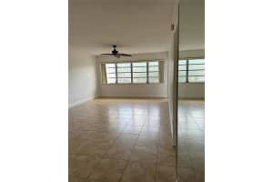 329 SE 3rd St 204R, Hallandale Beach, FL 33009 Sold 06/14/24