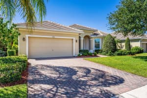 4220 Diamond Sq, Vero Beach, FL 32967 Sold 07/15/24