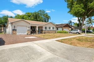 8409 SW 19th St, North Lauderdale, FL 33068 Sold 06/03/24