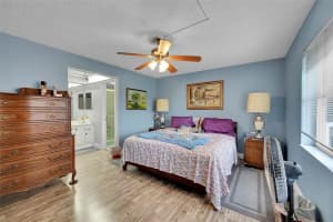 9541 Sunrise Lakes Blvd 206, Sunrise, FL 33322 Sold 11/26/24
