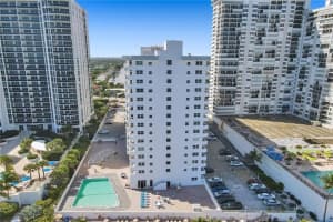 4250 Galt Ocean Dr 2H, Fort Lauderdale, FL 33308 Sold 07/11/25