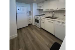 9273 Collins Ave 611, Surfside, FL 33154 Sold 05/31/24