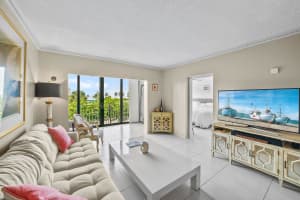 4117 Bougainvilla Dr 310, Lauderdale By The Sea, FL 33308 Sold 08/07/24