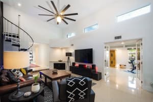811 SW 18th St, Fort Lauderdale, FL 33315 Sold 09/13/24