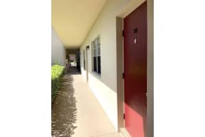 44 Vista Gardens Trail 101, Vero Beach, FL 32962 - MLS#F10437467