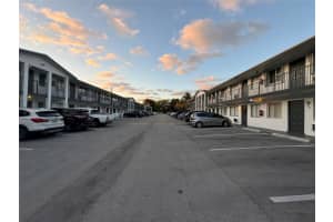 1814 E Oakland Park Blvd 49, Fort Lauderdale