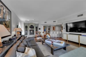 1532 SE 12th St 204, Fort Lauderdale, FL 33316 Sold 11/15/24