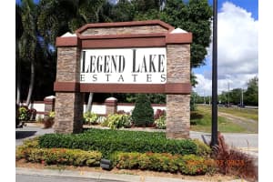 4451 Hunting Trl, Lake Worth, FL 33467 Sold 07/31/24