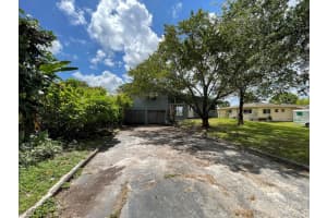 705 E River Dr, Margate, FL 33063 Sold 09/26/25