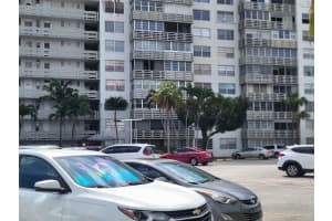 1401 NE Miami Gardens Dr 184, Miami, FL 33179 Sold 07/03/24