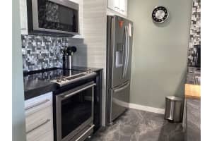 4421 NW 16th St 308, Fort Lauderdale, FL 33313 Sold 08/27/24