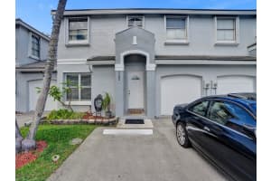 4705 Grapevine Way, Davie, FL 33331 Sold 06/24/24