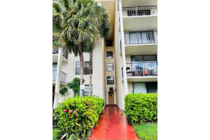6195 Rock Island Rd APT 307, Tamarac, FL 33319, Sold 07/08/24