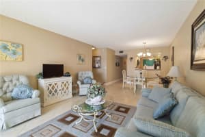 7892 Willow Spring Dr 1518, Lake Worth, FL 33467 Sold 06/20/24