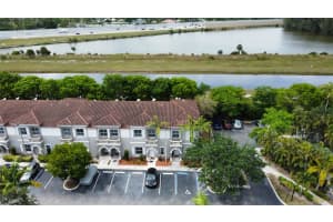 14003 SW 49th St 10, Hollywood, FL 33027 Sold 10/25/24