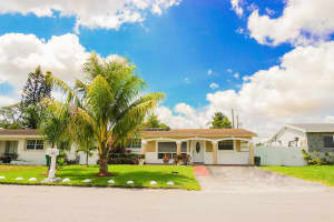 6252 SW 18th St, Miramar, FL 33023 Sold 10/14/24
