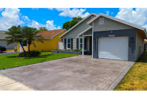 9965 NW 45th St, Sunrise, FL 33351 Sold 07/15/24