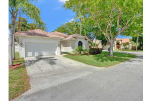 11745 Berry Dr, Hollywood, FL 33026, Sold 07/10/24