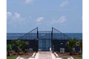 1237 Hillsboro Mile 604, Hillsboro Beach, FL 33062 Sold 03/24/25