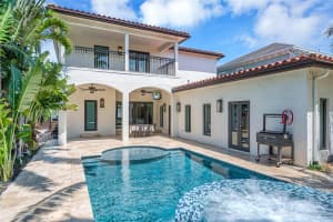 537 Ne 13th Ave, Fort Lauderdale
