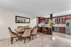 13286 NW 5th Ct, Plantation, FL 33325 Sold 07/31/24