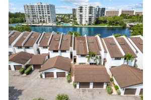 1301 N Riverside Dr 8, Pompano Beach, FL 33062 Sold 09/10/24