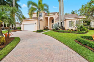 473 Fairmont Ln, Weston, FL 33326, Sold 06/18/24