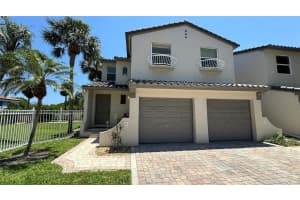 2002 Oceanwalk Terrace 206, Lauderdale By The Sea, FL 33062 Sold 09/23/24