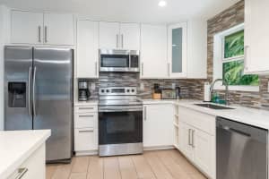 2409 NE 22nd Ter, Fort Lauderdale, FL 33305 Sold 07/19/24