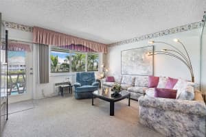 900 Atlantic Shores Blvd 217, Hallandale Beach, FL 33009 Sold 12/18/24
