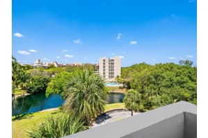 6901 Environ Blvd 4A, Lauderhill, FL 33319 Sold 01/15/25