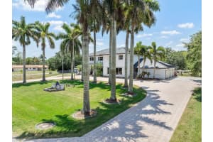 13900 SW 24th St, Davie, FL 33325, Sold 09/12/24