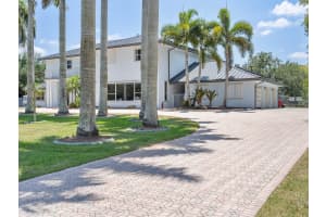 13900 SW 24th St, Davie, FL 33325, Sold 09/12/24