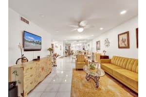 9704 E Sills Dr. 102, Boynton Beach, FL 33437 Sold 10/17/24