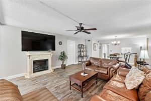 400 Commodore Dr 102, Plantation, FL 33325 Sold 08/23/24