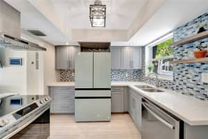 5661 NE 22nd Ave, Fort Lauderdale, FL 33308 Sold 04/30/25