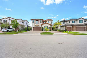 11115 Meridian Dr S, Parkland, FL 33076 Sold 07/19/24
